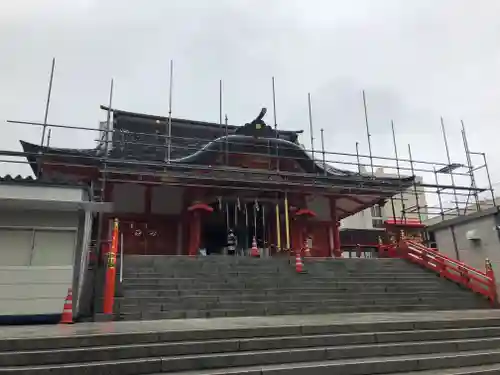 花園神社の本殿・本堂