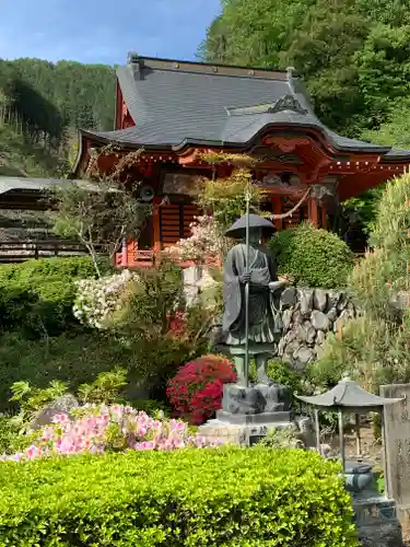 常楽寺の像