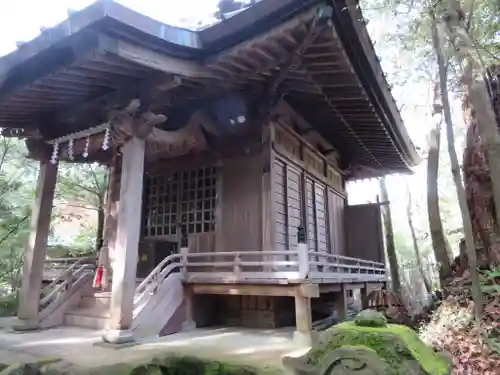 熊野神社の本殿・本堂