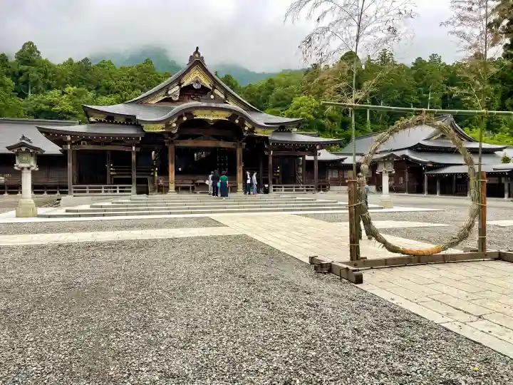 彌彦神社(新潟県)