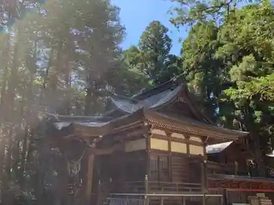 根渡神社の本殿・本堂