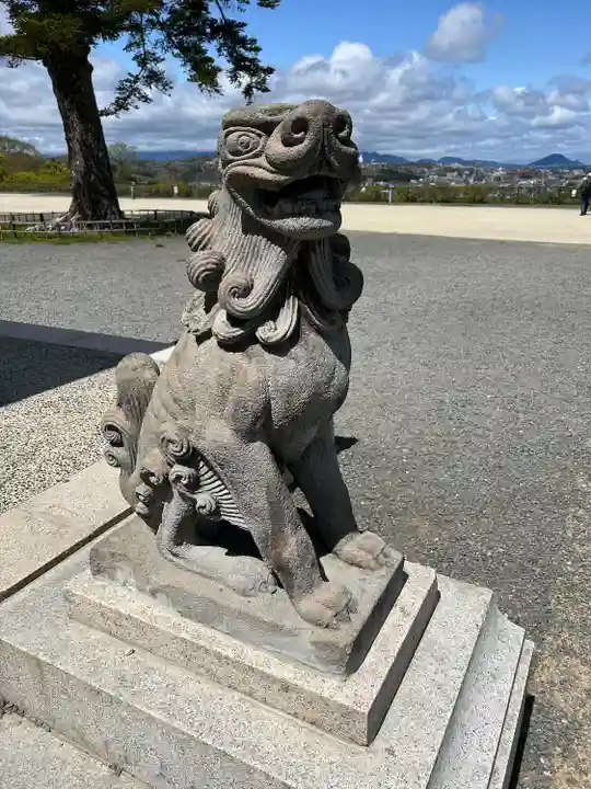 宮城縣護國神社の狛犬