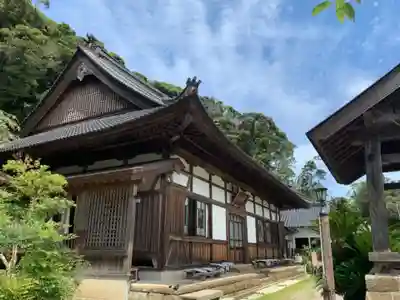 智蔵寺の本殿・本堂