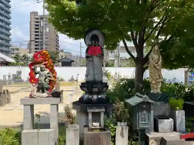 愛染堂勝鬘院の地蔵