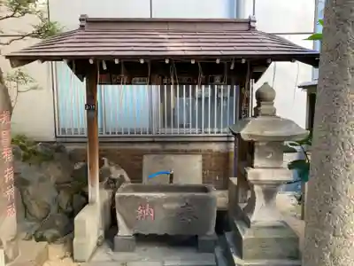 揖取稲荷神社の手水舎