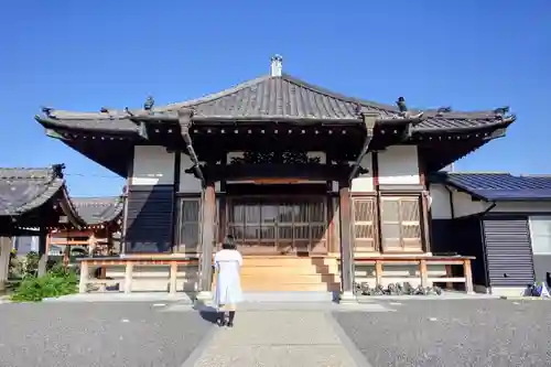 受頭院の本殿・本堂