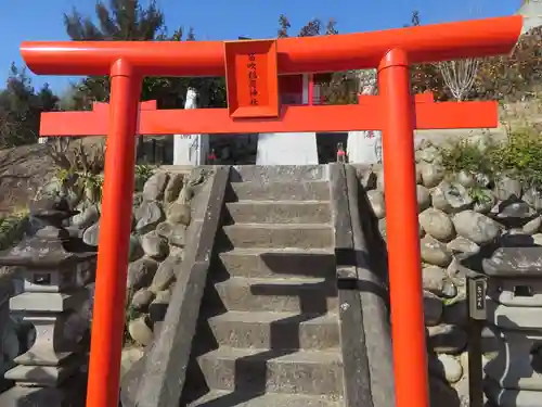 差出磯大嶽山神社 仕事と健康と厄よけの神さまの末社