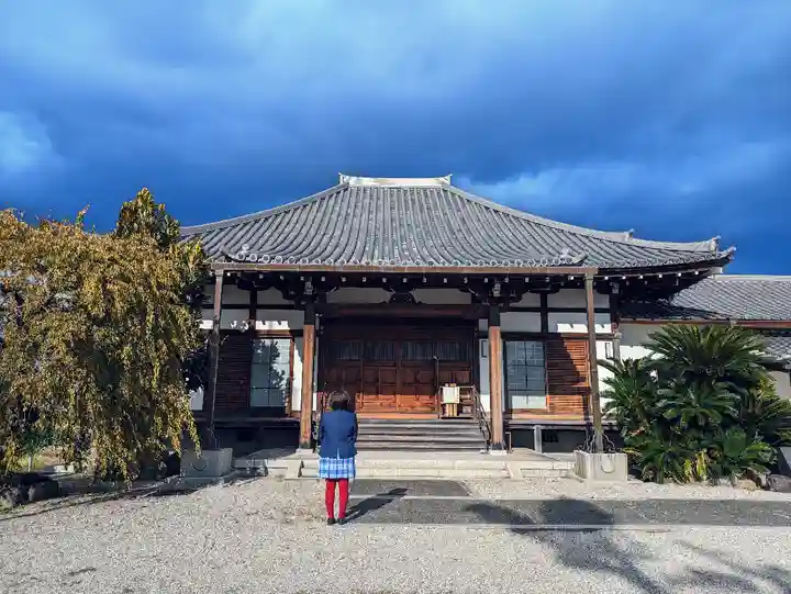 万福寺の本殿・本堂