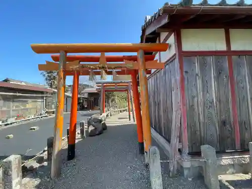 豊受稲荷神社(滋賀県)