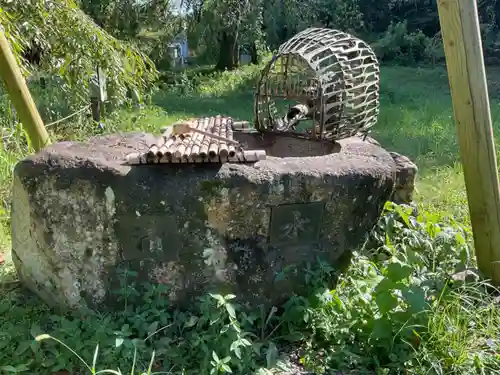 神明神社（大薮町）の手水舎