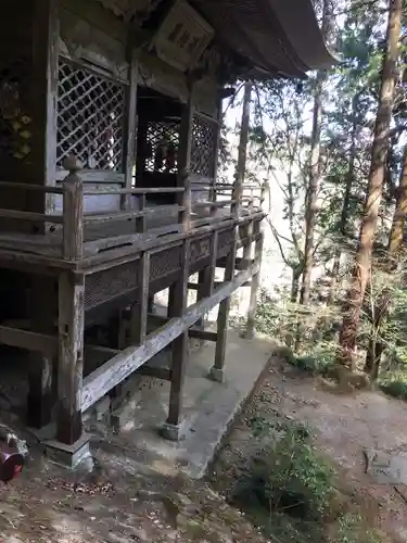 秩父札所三十二番　法性寺の本殿・本堂