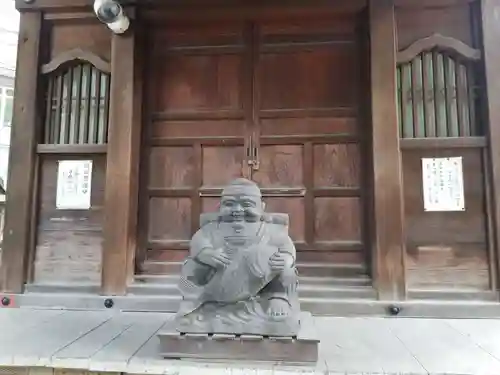 瀧泉寺（目黒不動尊）の像