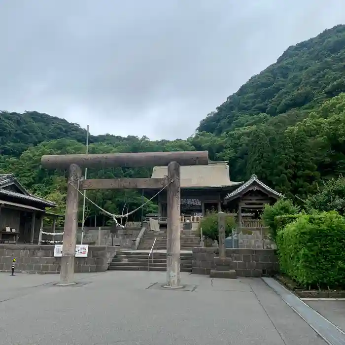 鶴嶺神社の鳥居