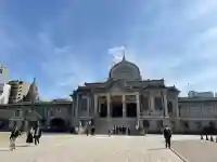 築地本願寺(本願寺築地別院)の{uncategorized: "未分類", other: "その他", undefined: "問題あり", building: "その他建物", grave: "お墓", sacred_gate: "鳥居", guardian: "狛犬", statue: "像", buddha: "仏像", history: "歴史", nature: "自然", garden: "庭園", animal: "動物", pagoda: "塔", temizu: "手水舎", mountain_gate: "山門・神門", sanctuary: "本殿・本堂", subordinate: "末社・摂社", art: "芸術", scenery: "景色", jizo: "地蔵", ema: "絵馬", goshuin: "御朱印", omikuji: "おみくじ", items: "授与品その他", amulet: "お守り", goshuincho: "御朱印帳", eats: "食事", festival: "お祭り", votive_dance: "神楽", shichigosan: "七五三参", wedding: "結婚式", experience: "体験その他", initially: "初詣", around: "周辺", anti_infection: "感染症対策"}