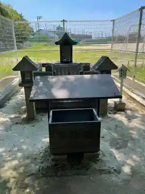 大依羅神社の末社・摂社