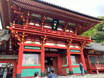 鶴岡八幡宮の本殿・本堂