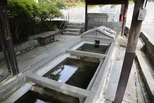 祇陀寺の手水舎