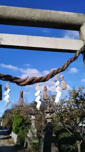 諏訪神社の鳥居