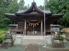 石座神社の本殿