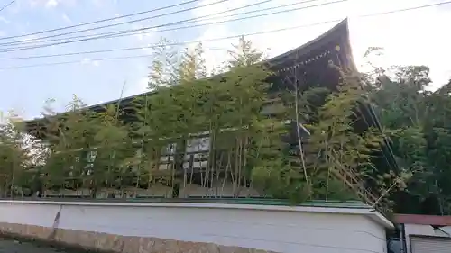 長勝寺の本殿・本堂