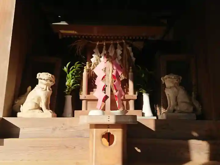 髙帝龍王龍神社(白山宮末社)の本殿・本堂
