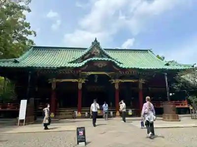 根津神社の{uncategorized: "未分類", other: "その他", undefined: "問題あり", building: "その他建物", grave: "お墓", sacred_gate: "鳥居", guardian: "狛犬", statue: "像", buddha: "仏像", history: "歴史", nature: "自然", garden: "庭園", animal: "動物", pagoda: "塔", temizu: "手水舎", mountain_gate: "山門・神門", sanctuary: "本殿・本堂", subordinate: "末社・摂社", art: "芸術", scenery: "景色", jizo: "地蔵", ema: "絵馬", goshuin: "御朱印", omikuji: "おみくじ", items: "授与品その他", amulet: "お守り", goshuincho: "御朱印帳", eats: "食事", festival: "お祭り", votive_dance: "神楽", shichigosan: "七五三参", wedding: "結婚式", experience: "体験その他", initially: "初詣", around: "周辺", anti_infection: "感染症対策"}