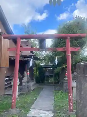 深田開運稲荷社(長野県)