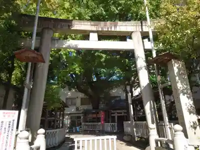 鳥越神社の鳥居