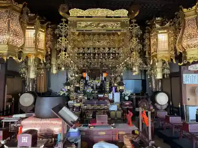 宗隆寺の{uncategorized: "未分類", other: "その他", undefined: "問題あり", building: "その他建物", grave: "お墓", sacred_gate: "鳥居", guardian: "狛犬", statue: "像", buddha: "仏像", history: "歴史", nature: "自然", garden: "庭園", animal: "動物", pagoda: "塔", temizu: "手水舎", mountain_gate: "山門・神門", sanctuary: "本殿・本堂", subordinate: "末社・摂社", art: "芸術", scenery: "景色", jizo: "地蔵", ema: "絵馬", goshuin: "御朱印", omikuji: "おみくじ", items: "授与品その他", amulet: "お守り", goshuincho: "御朱印帳", eats: "食事", festival: "お祭り", votive_dance: "神楽", shichigosan: "七五三参", wedding: "結婚式", experience: "体験その他", initially: "初詣", around: "周辺", anti_infection: "感染症対策"}