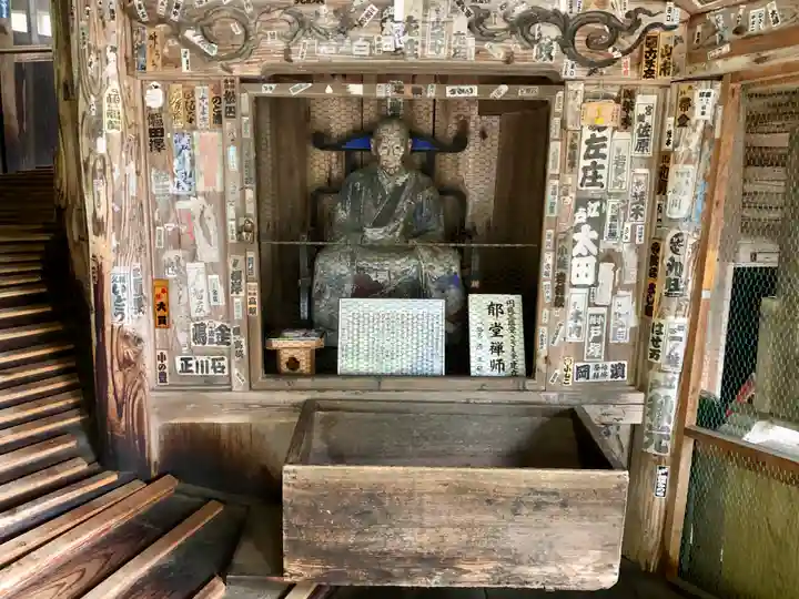 円通三匝堂(さざえ堂)(福島県)