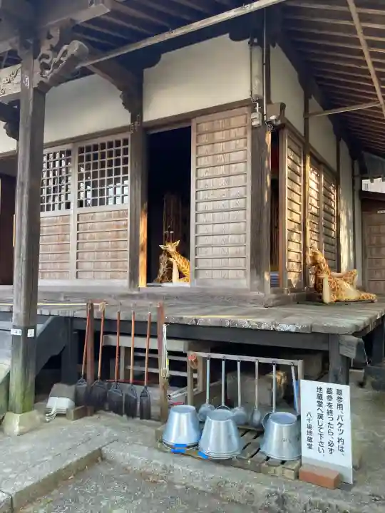 弥蘇場地藏堂の{uncategorized: "未分類", other: "その他", undefined: "問題あり", building: "その他建物", grave: "お墓", sacred_gate: "鳥居", guardian: "狛犬", statue: "像", buddha: "仏像", history: "歴史", nature: "自然", garden: "庭園", animal: "動物", pagoda: "塔", temizu: "手水舎", mountain_gate: "山門・神門", sanctuary: "本殿・本堂", subordinate: "末社・摂社", art: "芸術", scenery: "景色", jizo: "地蔵", ema: "絵馬", goshuin: "御朱印", omikuji: "おみくじ", items: "授与品その他", amulet: "お守り", goshuincho: "御朱印帳", eats: "食事", festival: "お祭り", votive_dance: "神楽", shichigosan: "七五三参", wedding: "結婚式", experience: "体験その他", initially: "初詣", around: "周辺", anti_infection: "感染症対策"}