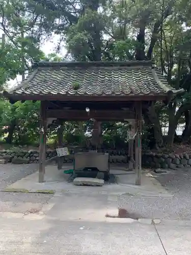 府八幡宮の手水舎