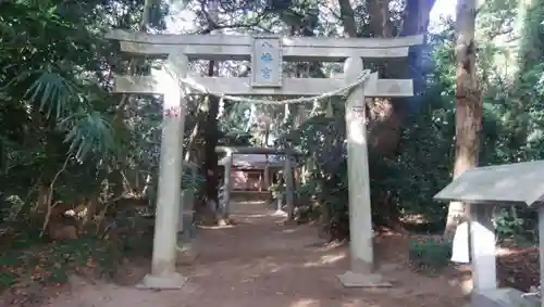 八幡神社の鳥居