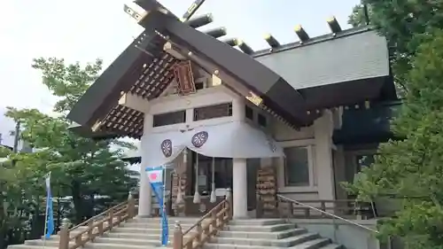 烈々布神社の本殿・本堂