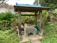 問子神社の手水舎