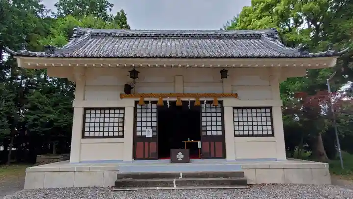 諏訪神社の本殿・本堂