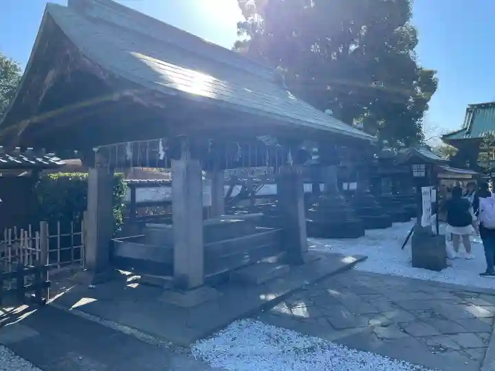 上野東照宮の{uncategorized: "未分類", other: "その他", undefined: "問題あり", building: "その他建物", grave: "お墓", sacred_gate: "鳥居", guardian: "狛犬", statue: "像", buddha: "仏像", history: "歴史", nature: "自然", garden: "庭園", animal: "動物", pagoda: "塔", temizu: "手水舎", mountain_gate: "山門・神門", sanctuary: "本殿・本堂", subordinate: "末社・摂社", art: "芸術", scenery: "景色", jizo: "地蔵", ema: "絵馬", goshuin: "御朱印", omikuji: "おみくじ", items: "授与品その他", amulet: "お守り", goshuincho: "御朱印帳", eats: "食事", festival: "お祭り", votive_dance: "神楽", shichigosan: "七五三参", wedding: "結婚式", experience: "体験その他", initially: "初詣", around: "周辺", anti_infection: "感染症対策"}