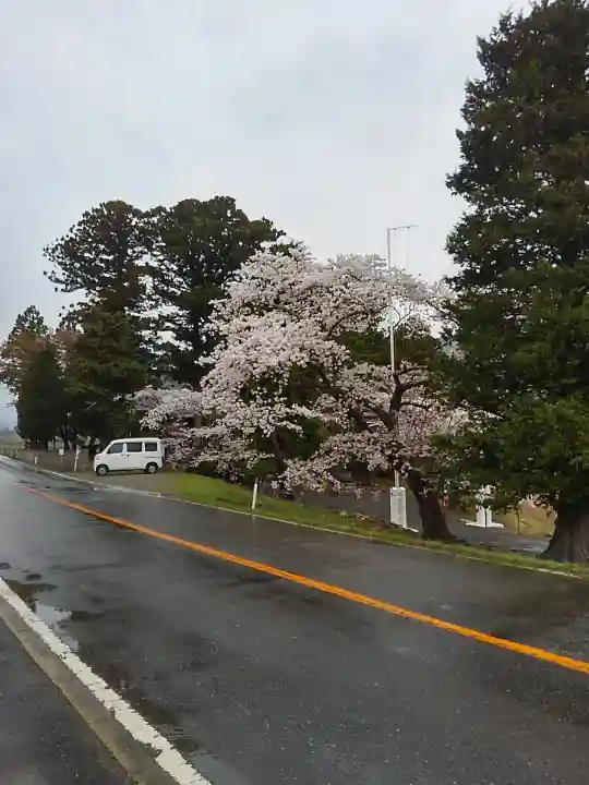 高司神社〜むすびの神の鎮まる社〜の周辺