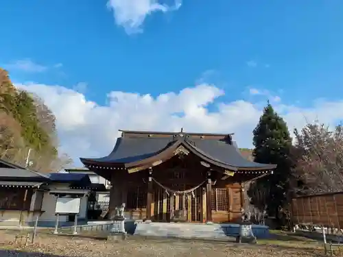 稲荷神社の本殿