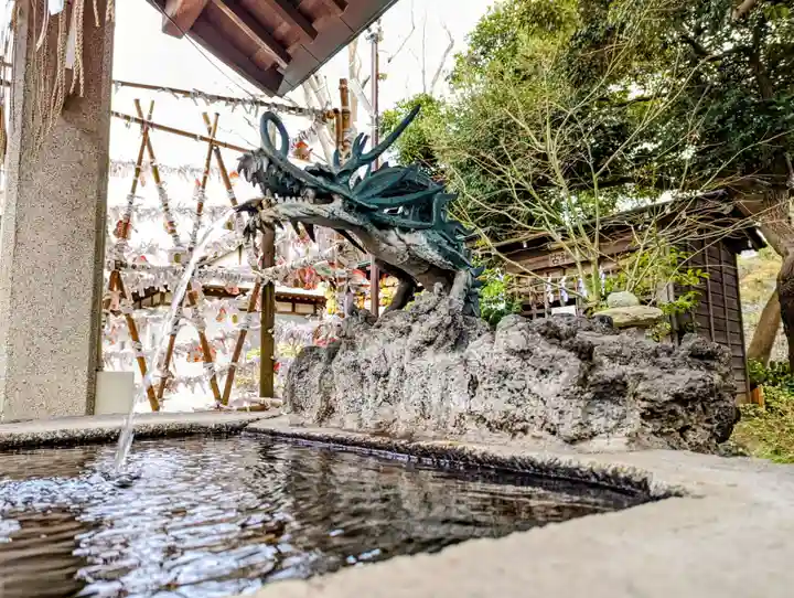 菊田神社の手水舎