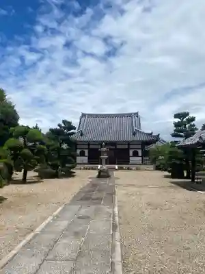 野中寺の本殿・本堂