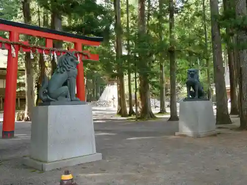 高野山金剛峯寺の鳥居