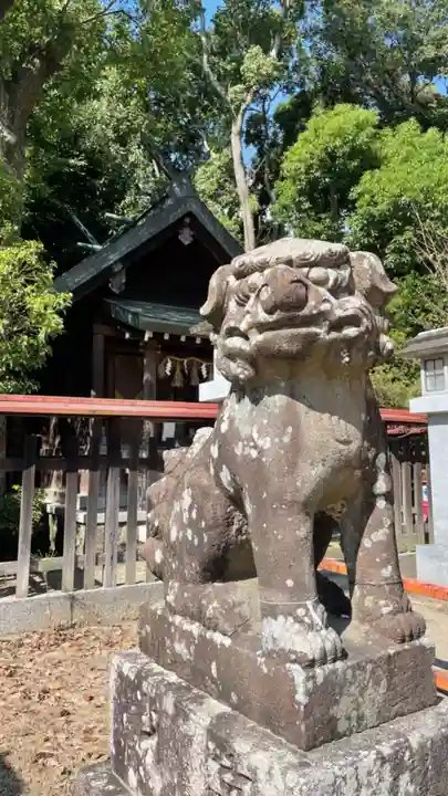 大鳥美波比神社(大鳥大社境内摂社)の狛犬