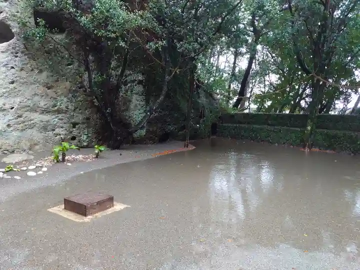 花窟神社のその他建物