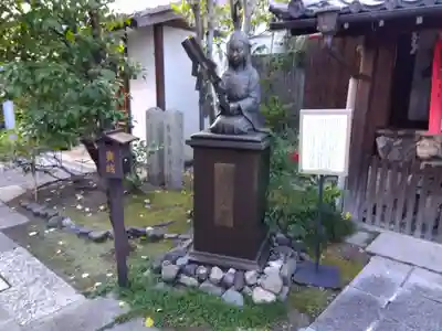 文子天満宮の像