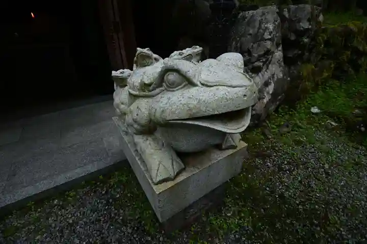 脳天大神龍王院(奈良県)