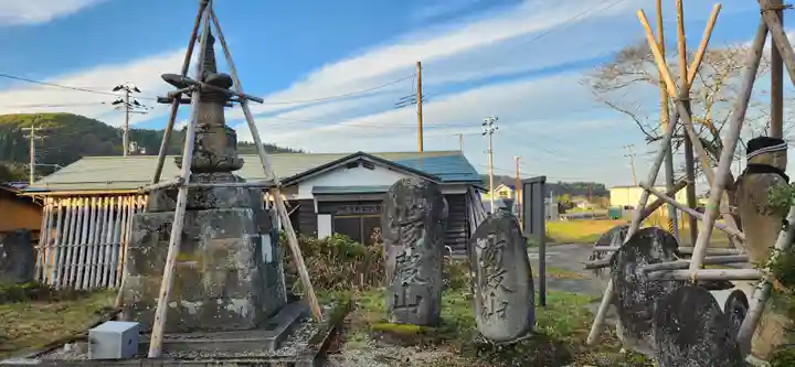 龍性院(赤芝観音)の塔