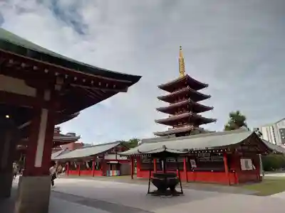 浅草寺の塔