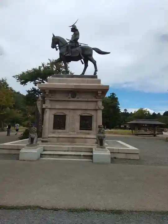 宮城縣護國神社の像