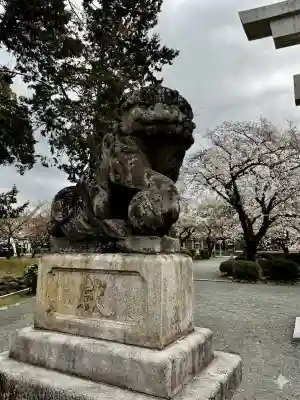 富士山本宮浅間大社の{uncategorized: "未分類", other: "その他", undefined: "問題あり", building: "その他建物", grave: "お墓", sacred_gate: "鳥居", guardian: "狛犬", statue: "像", buddha: "仏像", history: "歴史", nature: "自然", garden: "庭園", animal: "動物", pagoda: "塔", temizu: "手水舎", mountain_gate: "山門・神門", sanctuary: "本殿・本堂", subordinate: "末社・摂社", art: "芸術", scenery: "景色", jizo: "地蔵", ema: "絵馬", goshuin: "御朱印", omikuji: "おみくじ", items: "授与品その他", amulet: "お守り", goshuincho: "御朱印帳", eats: "食事", festival: "お祭り", votive_dance: "神楽", shichigosan: "七五三参", wedding: "結婚式", experience: "体験その他", initially: "初詣", around: "周辺", anti_infection: "感染症対策"}